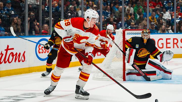 Calgary Flames forward Samuel Honzek.