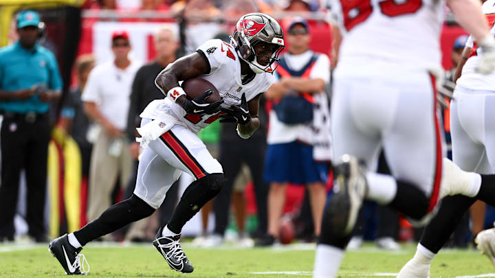 Tampa Bay Buccaneers WR Chris Godwin will not receive the franchise tag this year, the team confirmed ahead of Tuesday's deadline.