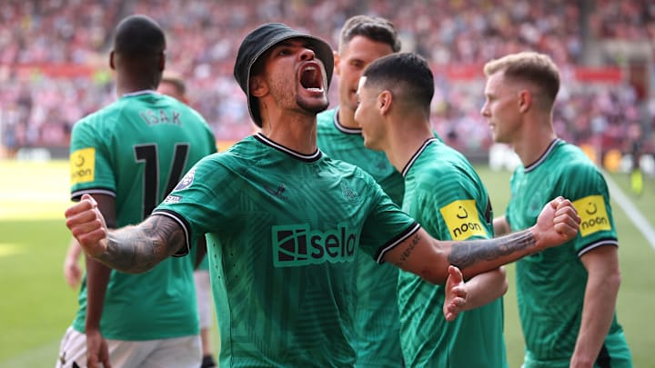 Brentford FC v Newcastle United - Premier League