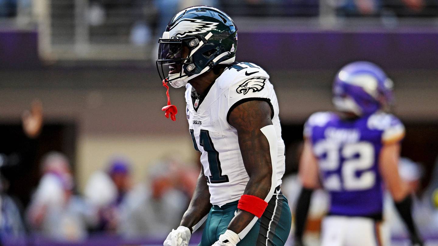 A.J. Brown trade has one former Patriots champion sounding very confident