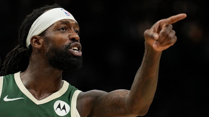 Los Angeles Clippers v Milwaukee Bucks