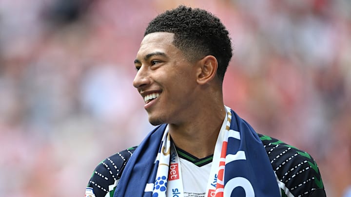 Jobe Bellingham, officiellement transféré à Dortmund. Jobe Bellingham, officiellement transféré à Dortmund.