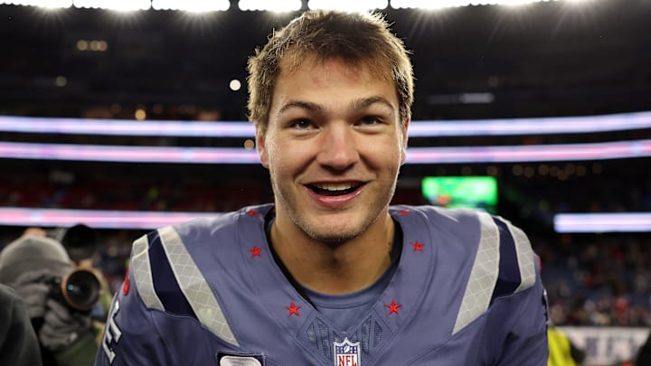 New York Jets v New England Patriots