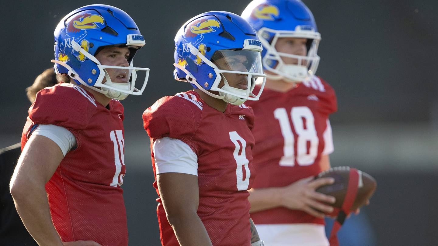 Lance Leipold Changes Tone on State of Kansas’ Quarterback Battle
