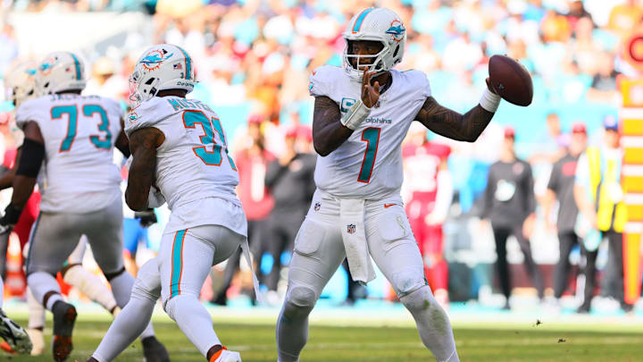 Miami Dolphins quarterback Tua Tagovailoa (1) throws the football against the Arizona Cardinals during the third quarter at Hard Rock Stadium.