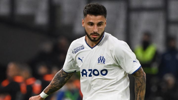 Jonathan Clauss sera absent.