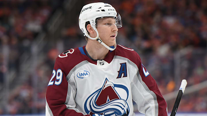 Colorado Avalanche star Nathan MacKinnon could not get on the board against the Nashville Predators on Saturday night at Bridgestone Arena.