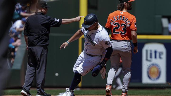 Jun 18, 2026; Seattle, Washington, USA; Seattle Mariners first baseman Josh Naylor (12) advances home to score a run against the Baltimore Orioles during the first inning at T-Mobile Park. Mandatory Credit: Joe Nicholson-Imagn Images Jun 18, 2026; Seattle, Washington, USA; Seattle Mariners first baseman Josh Naylor (12) advances home to score a run against the Baltimore Orioles during the first inning at T-Mobile Park. Mandatory Credit: Joe Nicholson-Imagn Images