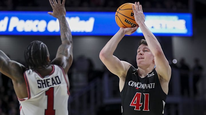 Cincinnati Bearcats take on Houston Cougars at Fifth Third Arena in 2024