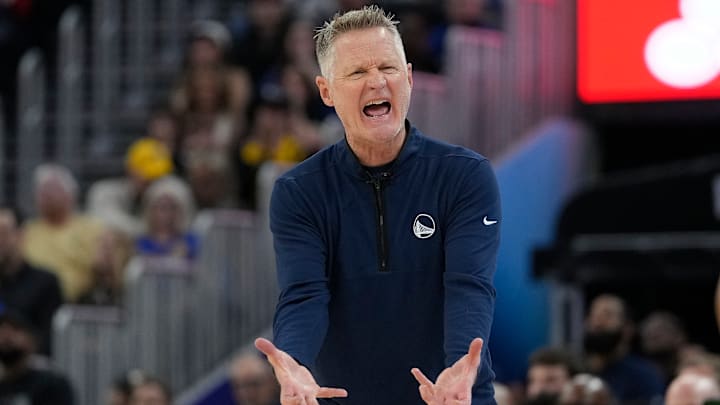 Dallas Mavericks v Golden State Warriors