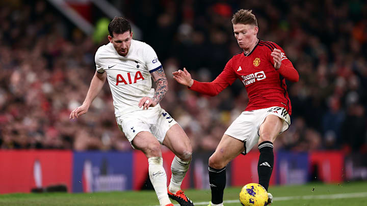 Manchester United v Tottenham Hotspur - Premier League
