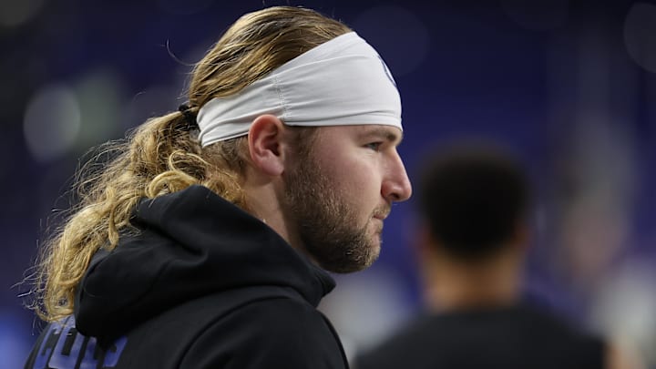 Dec 22, 2025; Indianapolis, Indiana, USA; Indianapolis Colts tight end Tyler Warren (84) looks on during warmups before the game against the San Francisco 49ers at Lucas Oil Stadium. Mandatory Credit: Trevor Ruszkowski-Imagn Images