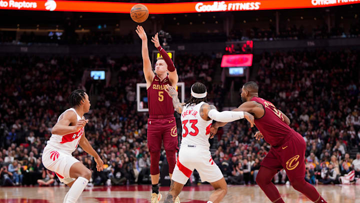 Cleveland Cavaliers v Toronto Raptors