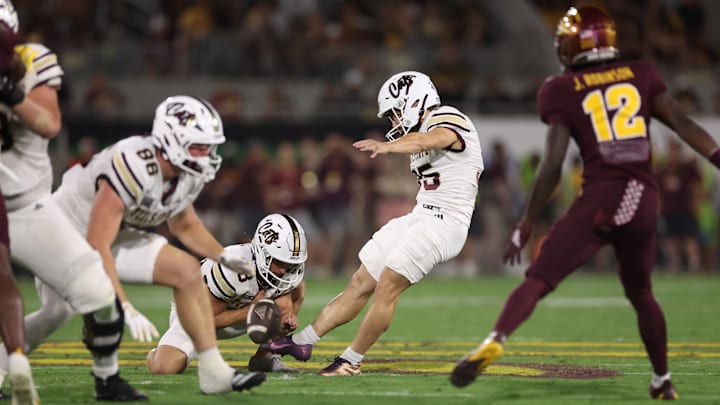 Former Texas State Bobcats and USC Trojans kicker Tyler Robles attempts a field goal against the Arizona State Sun Devils in Week 3 of the 2025 season. Robles transferred to Washington on Wednesday.