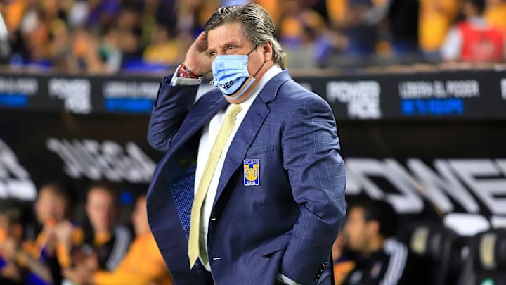 Tigres UANL v Monterrey - Torneo Grita Mexico C22 Liga MX