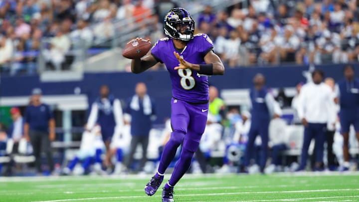 Baltimore Ravens quarterback Lamar Jackson (8) throws during the first half against the Dallas Cowboys at AT&T Stadium Baltimore Ravens quarterback Lamar Jackson (8) throws during the first half against the Dallas Cowboys at AT&T Stadium