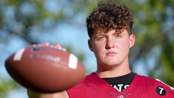 Arkansas offensive lineman Blake Cherry could follow his position coach, Eric Mateos, to the Wisconsin Badgers in the transfer porta.