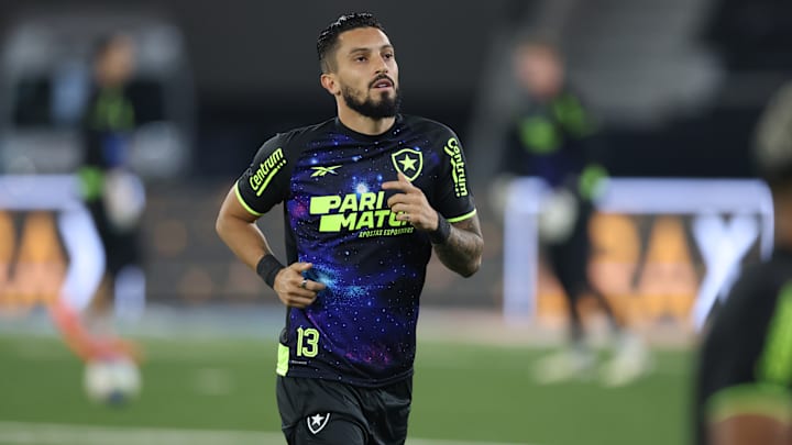 Alex Telles está de volta à Seleção Brasileira