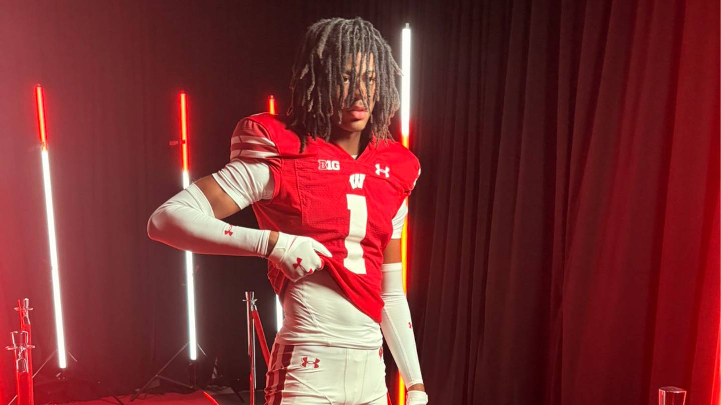 Wisconsin Football Closing in on Landing Elite Four-Star Recruit