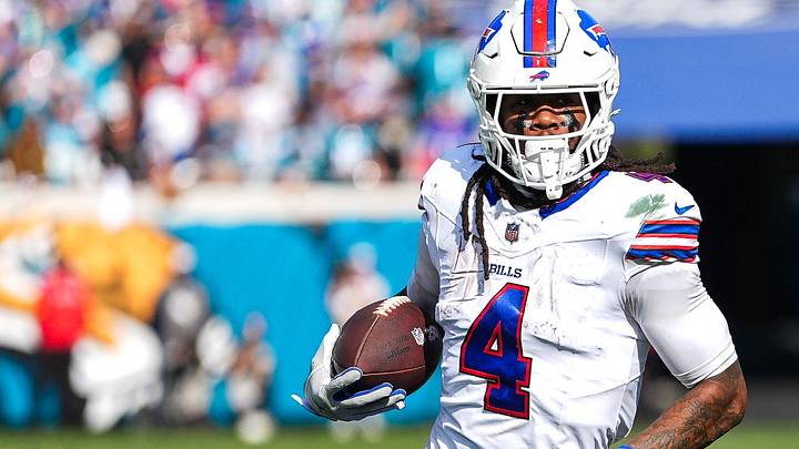 Buffalo Bills running back James Cook III (4) looks to the end zone during the second quarter in an NFL football AFC Wild Card playoff matchup, Sunday, Jan. 11, 2026, in Jacksonville, Fla. Bills lead 10-7 at the half over the Jaguars. [Doug Engle/Florida Times-Union]