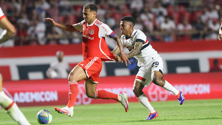 Alan Patrick é o artilheiro (12) e líder em assistências (11) do Inter em 2025