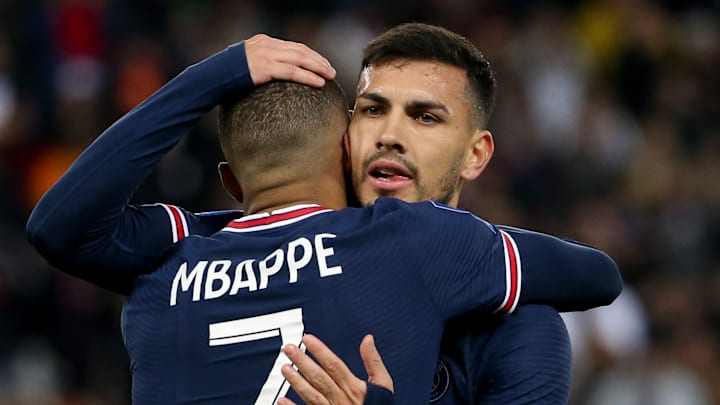 Anciens coéquipiers au PSG, Leandro Paredes et Kylian Mbappé ne semblent pas être particulièrement amis. 