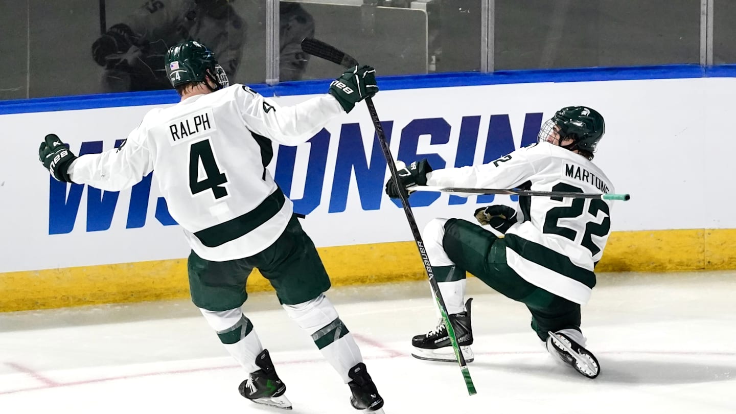 Day 1 of the Worcester NCAA Tournament Regional in Pictures: Photo Gallery