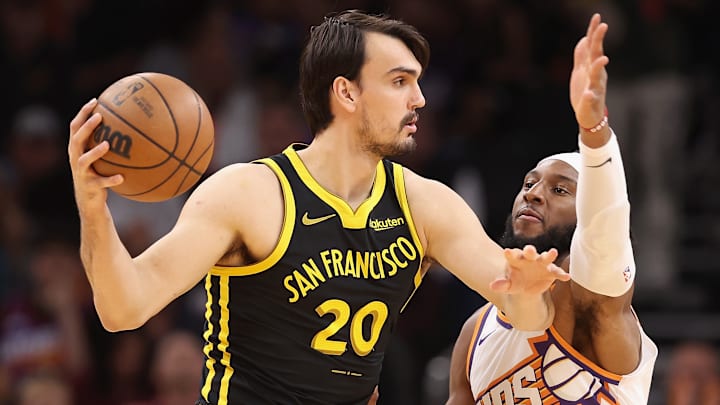 Golden State Warriors v Phoenix Suns