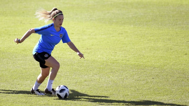 FBL-ARGENTINA-WOMEN-PROFESSIONAL