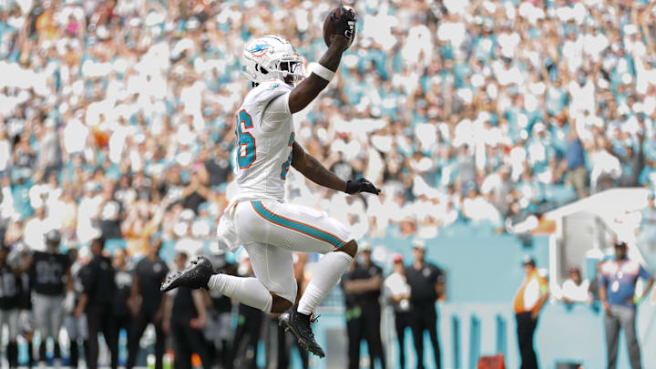 Nov 19, 2023; Miami Gardens, Florida, USA; Miami Dolphins running back Salvon Ahmed (26) reacts after scoring a touchdown against the Las Vegas Raiders during the second quarter at Hard Rock Stadium. Mandatory Credit: Sam Navarro-Imagn Images Nov 19, 2023; Miami Gardens, Florida, USA; Miami Dolphins running back Salvon Ahmed (26) reacts after scoring a touchdown against the Las Vegas Raiders during the second quarter at Hard Rock Stadium. Mandatory Credit: Sam Navarro-Imagn Images