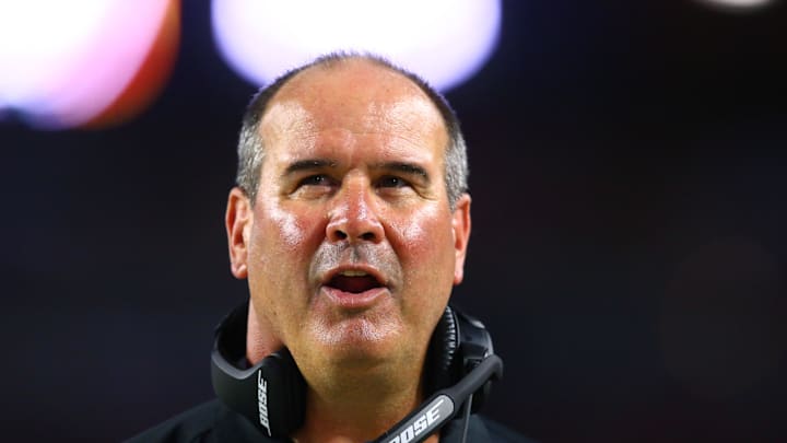 Aug 12, 2016; Glendale, AZ, USA; Oakland Raiders offensive line coach Mike Tice against the Arizona Cardinals during a preseason game at University of Phoenix Stadium. Mandatory Credit: Mark J. Rebilas-Imagn Images Aug 12, 2016; Glendale, AZ, USA; Oakland Raiders offensive line coach Mike Tice against the Arizona Cardinals during a preseason game at University of Phoenix Stadium. Mandatory Credit: Mark J. Rebilas-Imagn Images