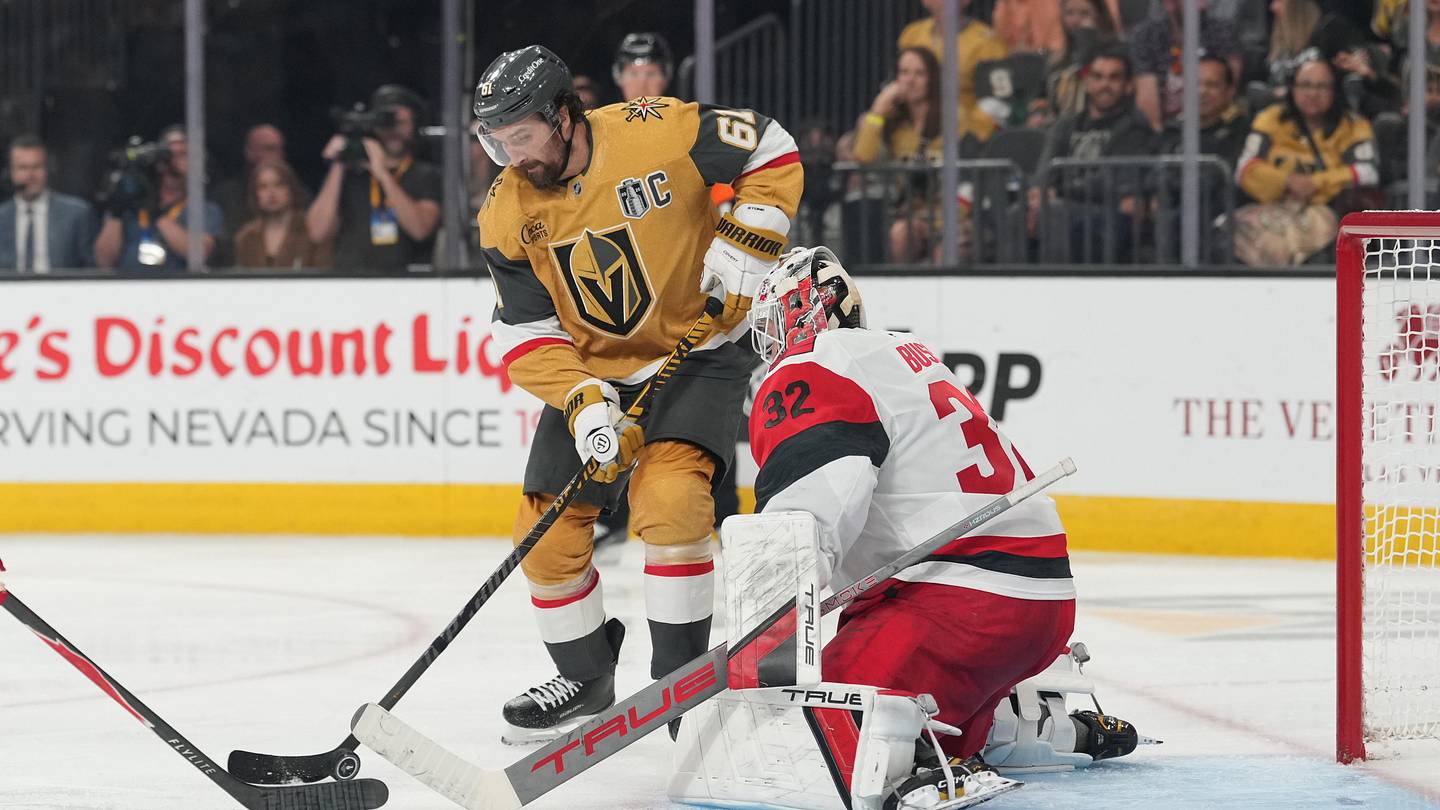 A wildly inconsistent effort costs the Golden Knights again in series-evening Game 4 loss to…