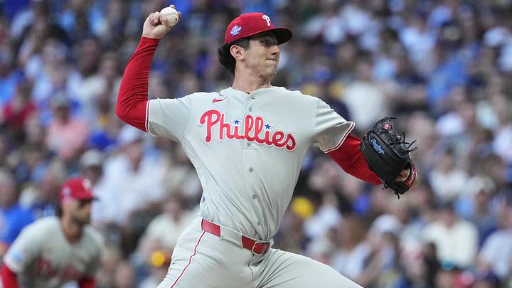 Jun 12, 2026; Milwaukee, Wisconsin, USA; Philadelphia Phillies pitcher Andrew Painter (24) delivers a pitch against the Milwaukee Brewers in the fifth inning at American Family Field. Jun 12, 2026; Milwaukee, Wisconsin, USA; Philadelphia Phillies pitcher Andrew Painter (24) delivers a pitch against the Milwaukee Brewers in the fifth inning at American Family Field.