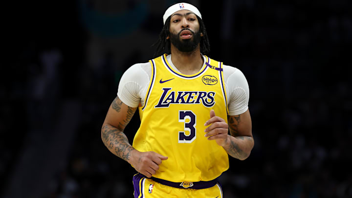 Los Angeles Lakers v Charlotte Hornets