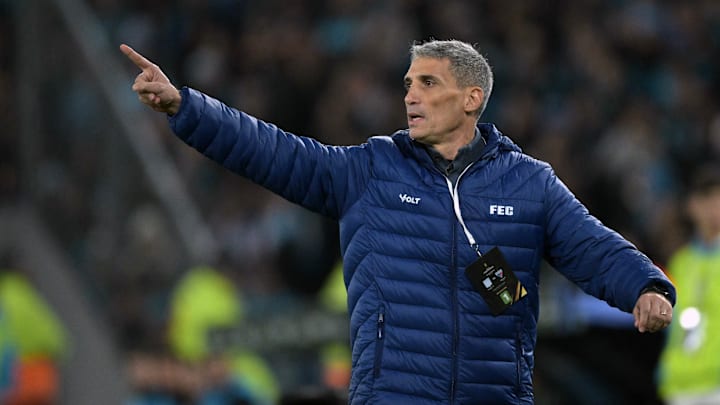 Vojvoda diz “sim” ao Santos e vai assinar até o fim de 2026 Vojvoda diz “sim” ao Santos e vai assinar até o fim de 2026