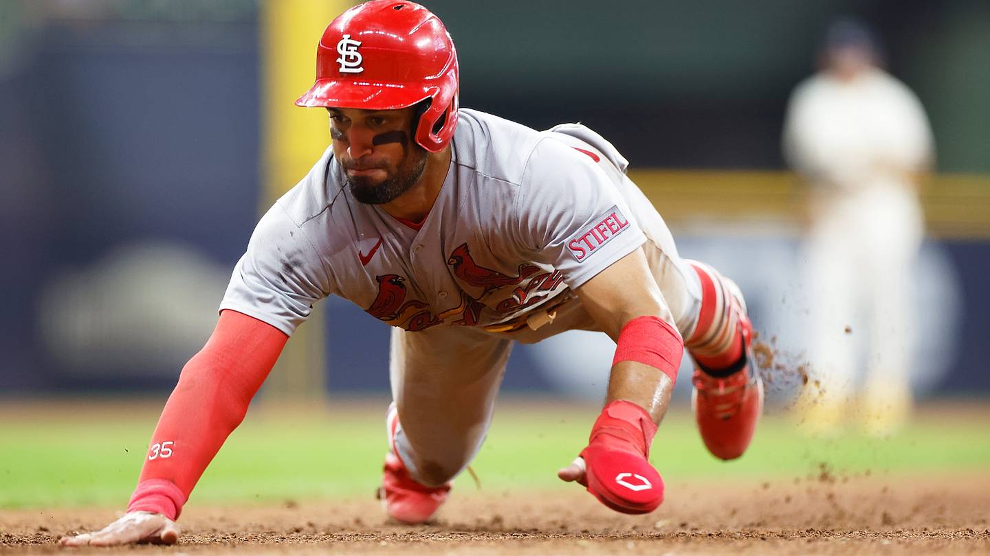 5 players who don't deserve to be on the Cardinals' 40-man roster