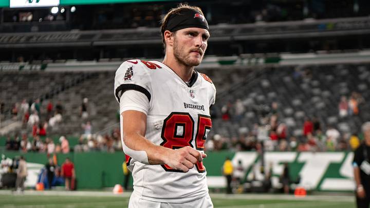 Aug 14, 2026; East Rutherford, New Jersey, USA; Tampa Bay Buccaneers wide receiver Garrett Greene (85) walks off the field after the game against the New York Jets at MetLife Stadium. Mandatory Credit: John Jones-Imagn Images Aug 14, 2026; East Rutherford, New Jersey, USA; Tampa Bay Buccaneers wide receiver Garrett Greene (85) walks off the field after the game against the New York Jets at MetLife Stadium. Mandatory Credit: John Jones-Imagn Images