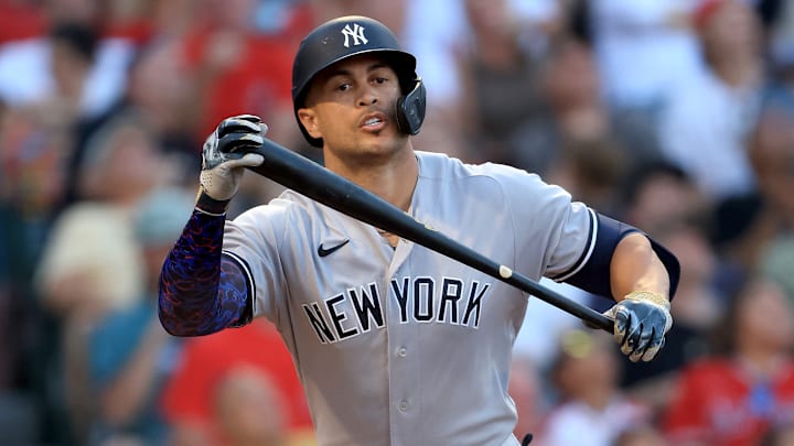 Stanton conectó jonrón ante los Reales
