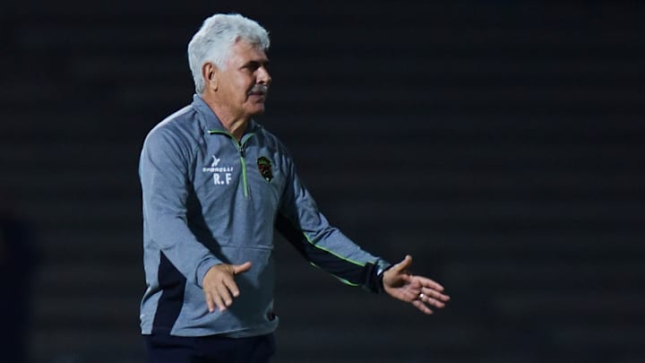 El brasileño Ricardo Ferretti y Bravos se ubican en el último lugar de la tabla general acumulando cinco derrotas al hilo.
