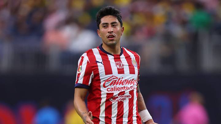 Los refuerzos de Chivas no lucieron Los refuerzos de Chivas no lucieron