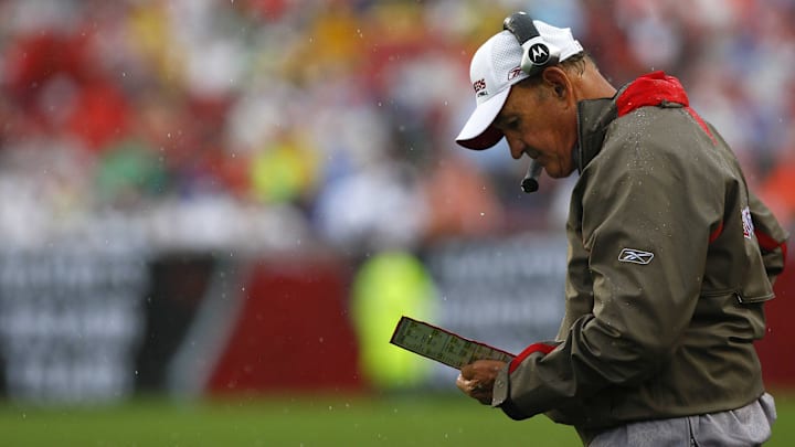 Monte Kiffin, one of the greatest Buccaneers in franchise history, died at 84 on July 11, 2024. Mandatory Credit: Kim Klement-USA TODAY Sports