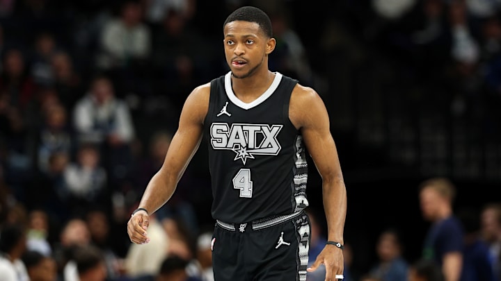 De’Aaron Fox Nears Spurs Debut as Injury Comeback Sparks Playoff Hopes