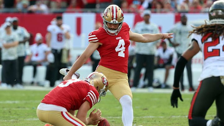 Nov 10, 2024; Tampa, Florida, USA; San Francisco 49ers place kicker Jake Moody (4) makes the game winning field goal against the Tampa Bay Buccaneers during the second half at Raymond James Stadium. Mandatory Credit: Kim Klement Neitzel-Imagn Images Nov 10, 2024; Tampa, Florida, USA; San Francisco 49ers place kicker Jake Moody (4) makes the game winning field goal against the Tampa Bay Buccaneers during the second half at Raymond James Stadium. Mandatory Credit: Kim Klement Neitzel-Imagn Images