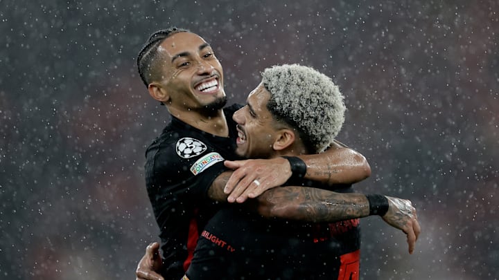 Benfica v FC Barcelona - UEFA Champions League