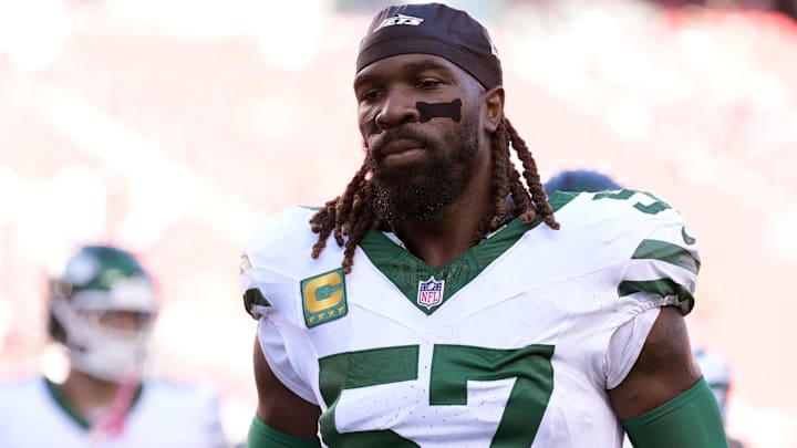 Sep 9, 2024; Santa Clara, California, USA; New York Jets linebacker C.J. Mosley (57) before the game against the San Francisco 49ers at Levi's Stadium. 