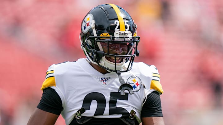 September 22, 2019; Santa Clara, CA, USA; Pittsburgh Steelers cornerback Artie Burns (25) before the game against the San Francisco 49ers at Levi's Stadium. Mandatory Credit: Kyle Terada-Imagn Images