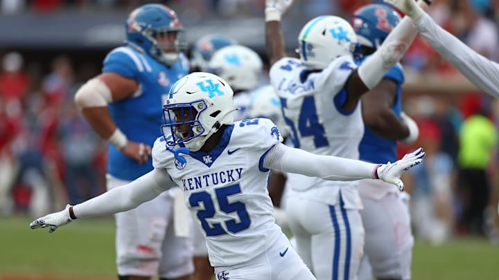 Sep 28, 2024; Oxford, Mississippi, USA; Kentucky Wildcats defensive back Jordan Lovett (25) reacts after a missed field goal near the end of game against the Mississippi Rebels at Vaught-Hemingway Stadium. Mandatory Credit: Petre Thomas-Imagn Images