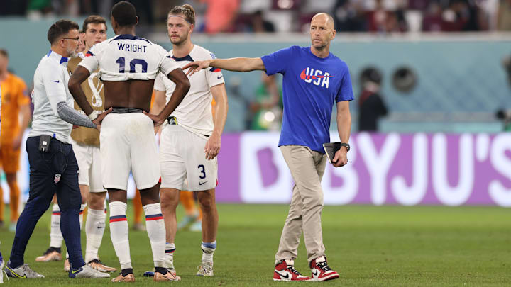 Gregg Berhalter está en el ojo del huracán luego de guiar a Estados Unidos hasta los octavos de final en Qatar 2022