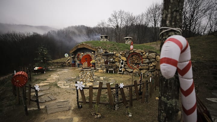 A holiday-themed Hobbit house