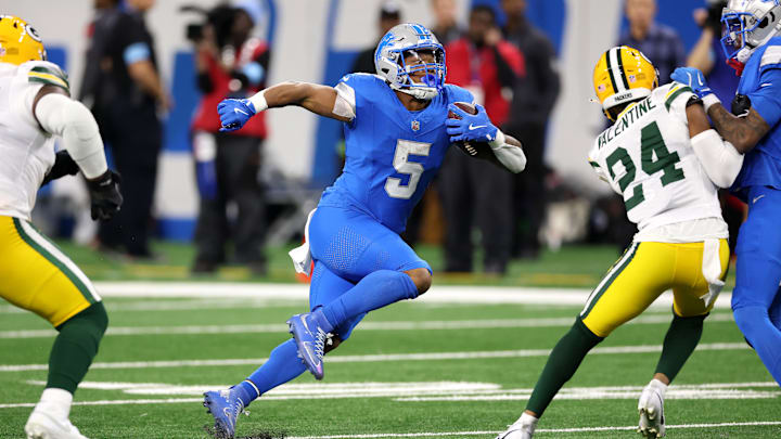 Green Bay Packers v Detroit Lions